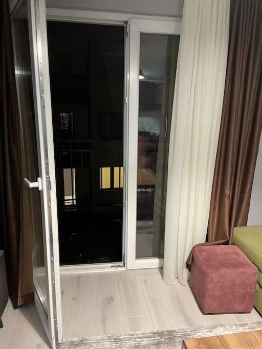 Sunny Prishtina Apartment 프리슈티나 외부 사진