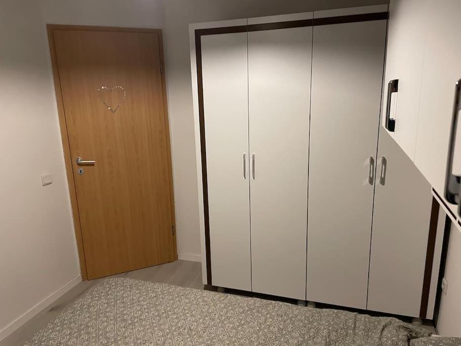 Sunny Prishtina Apartment 프리슈티나 외부 사진